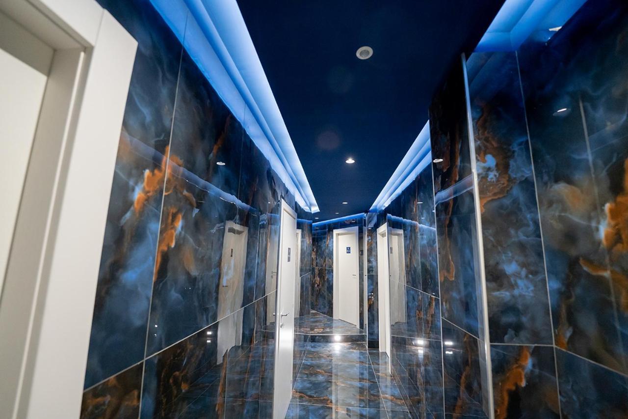 Greros H. Rooms Napoli Centro By Clapa Group Dislocated Hospitality Bagian luar foto