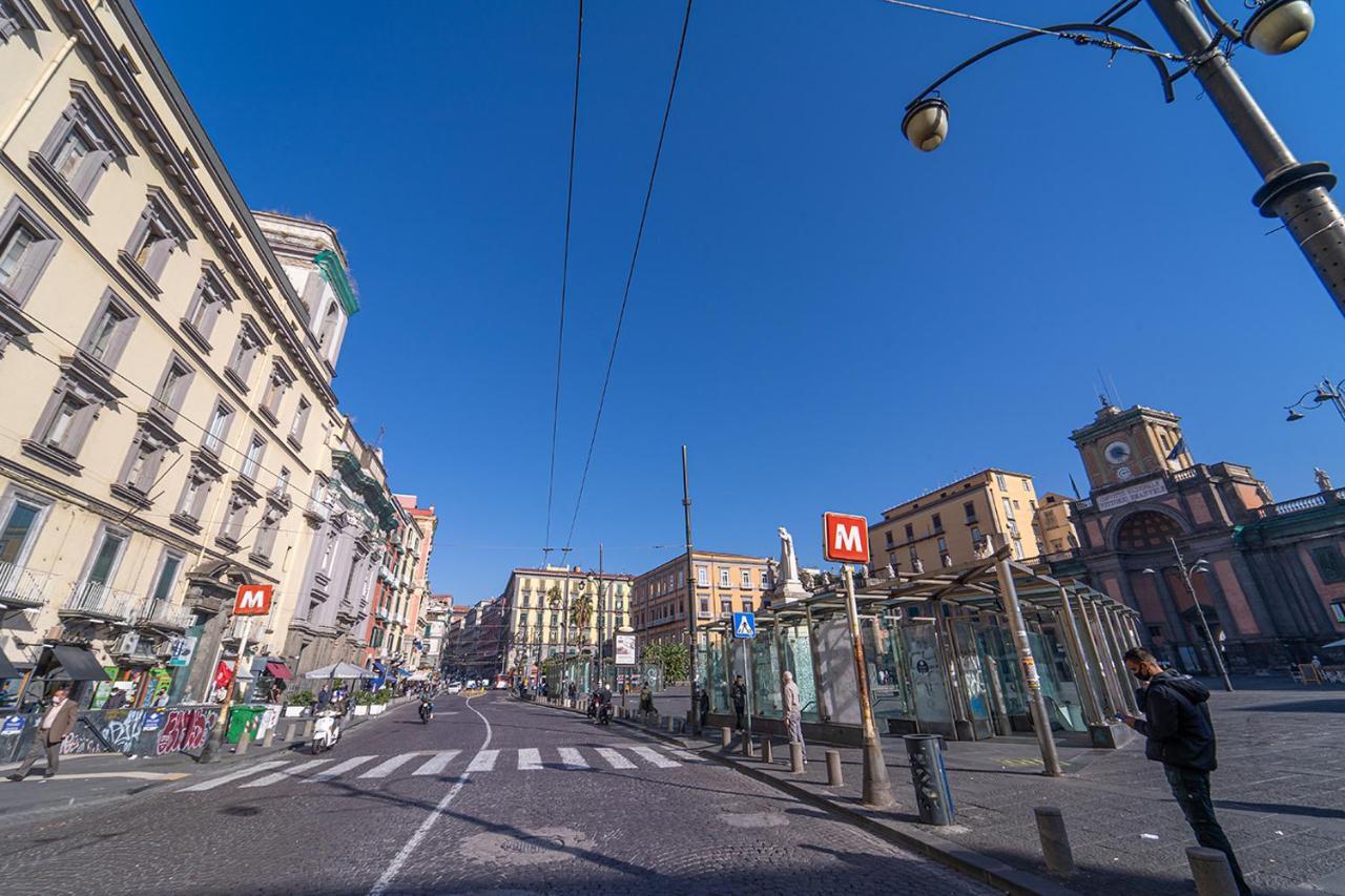 Greros H. Rooms Napoli Centro By Clapa Group Dislocated Hospitality Bagian luar foto