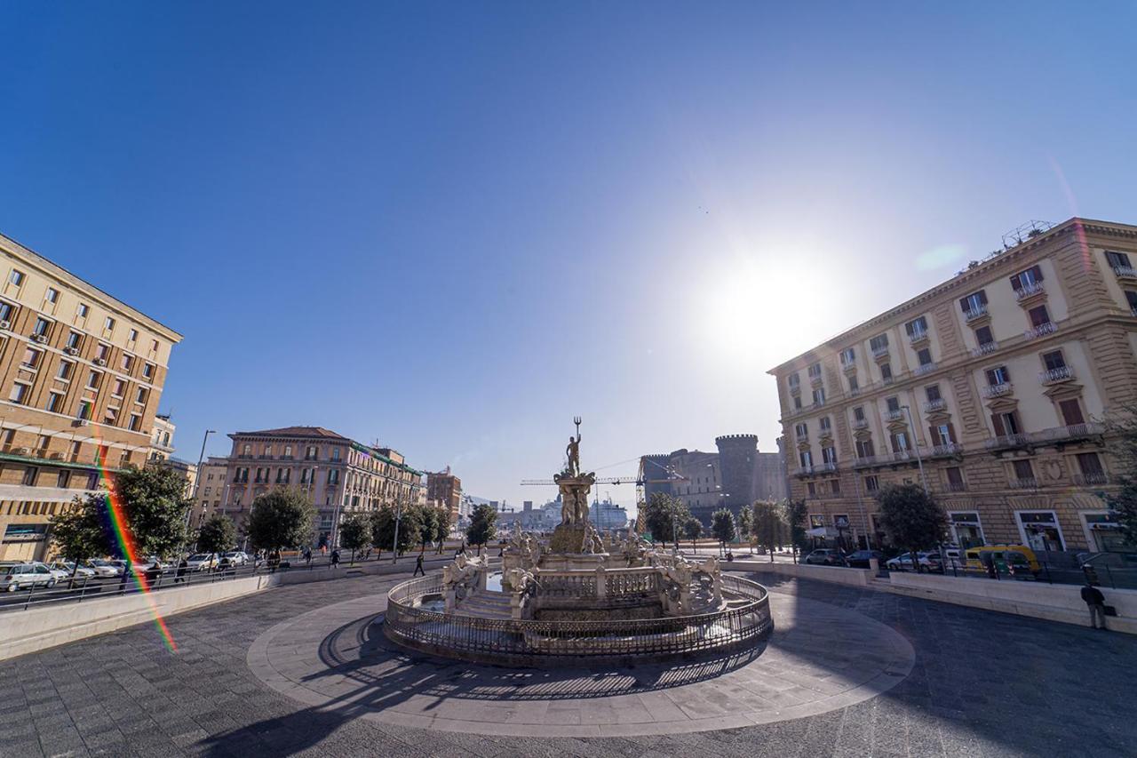 Greros H. Rooms Napoli Centro By Clapa Group Dislocated Hospitality Bagian luar foto