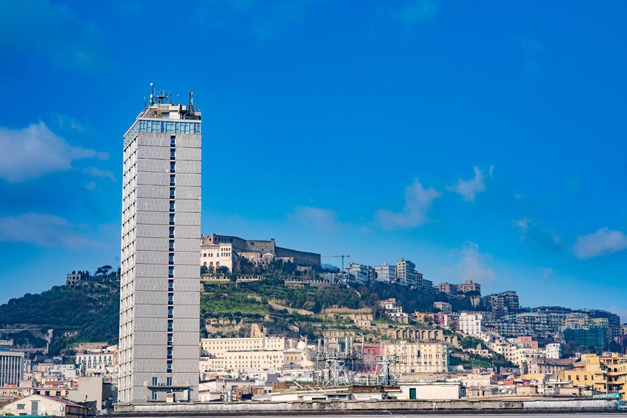 Greros H. Rooms Napoli Centro By Clapa Group Dislocated Hospitality Bagian luar foto