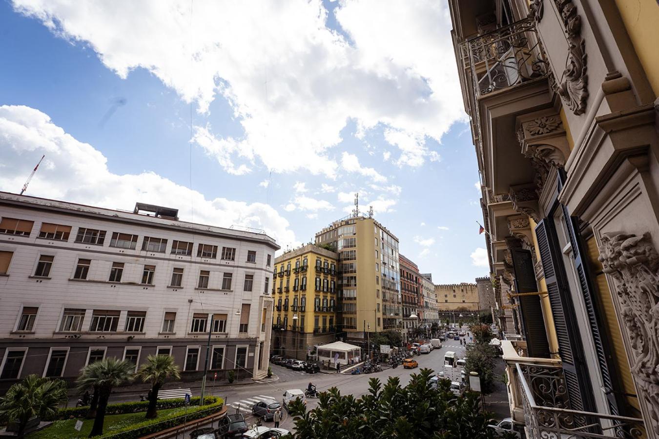 Greros H. Rooms Napoli Centro By Clapa Group Dislocated Hospitality Bagian luar foto