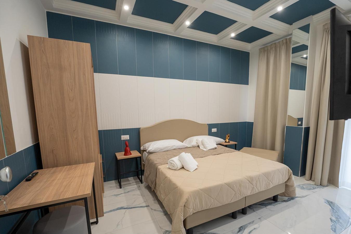 Greros H. Rooms Napoli Centro By Clapa Group Dislocated Hospitality Bagian luar foto